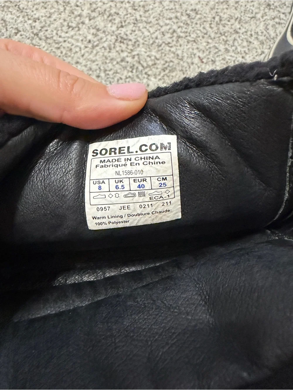 Sorel Black Winter Zip-Front Boots